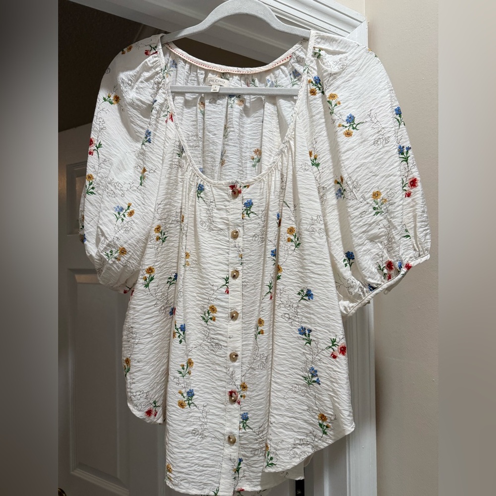 Pilcro (Anthropologie) Cream Floral Button-Front Peasant Blouse